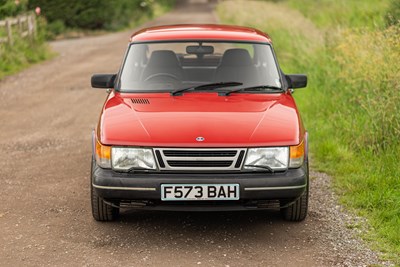 Lot 23 - 1989 Saab 900i