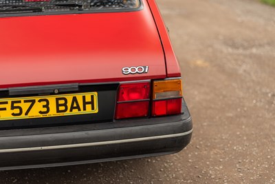 Lot 23 - 1989 Saab 900i
