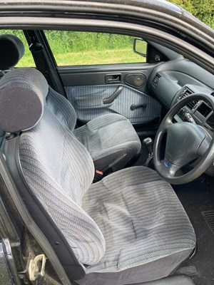 Lot 64 - 1995 Ford Escort Mistral