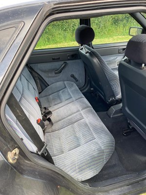 Lot 64 - 1995 Ford Escort Mistral