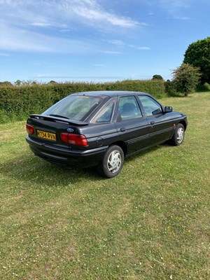 Lot 64 - 1995 Ford Escort Mistral