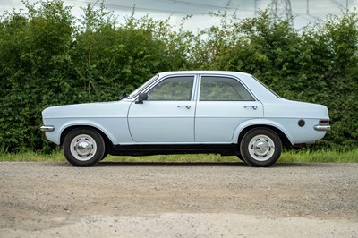 Lot 33 - 1978 Vauxhall Viva HC
