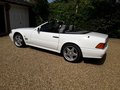 Lot 70 - 1994 Mercedes-Benz SL 320 Sports