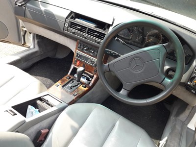 Lot 70 - 1994 Mercedes-Benz SL 320 Sports
