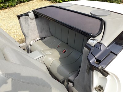 Lot 70 - 1994 Mercedes-Benz SL 320 Sports