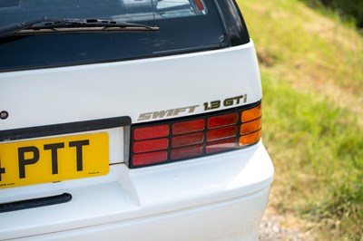 Lot 38 - 1989 Suzuki Swift GTi