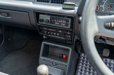 Lot 38 - 1989 Suzuki Swift GTi
