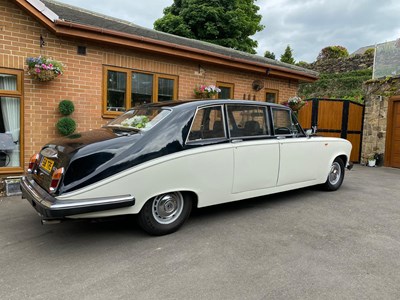 Lot 75 - 1990 Daimler DS420 Limousine