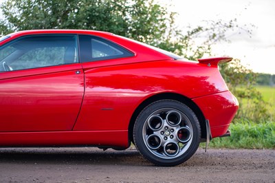 Lot 8 - 1999 Alfa Romeo GTV 3.0 V6 24v Lusso