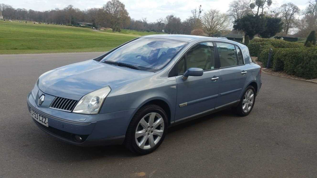Lot 77 - 2004 Renault Vel Satis