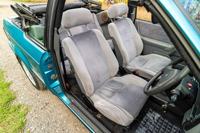 Lot 19 - 1990 Ford Escort Cabriolet