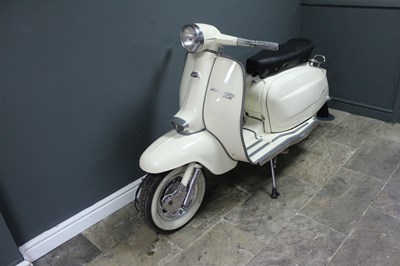 Lot 10 - 1962 Lambretta Li 150