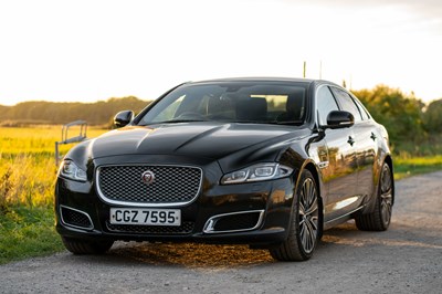 Lot 72 - 2017 Jaguar XJ Autobiography