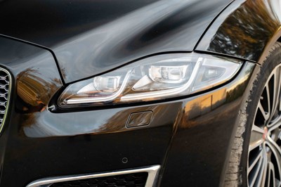 Lot 72 - 2017 Jaguar XJ Autobiography