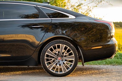 Lot 72 - 2017 Jaguar XJ Autobiography