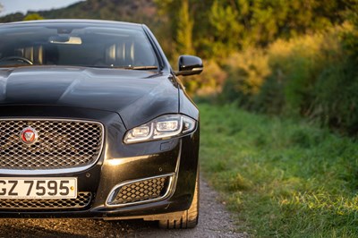 Lot 72 - 2017 Jaguar XJ Autobiography