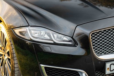 Lot 72 - 2017 Jaguar XJ Autobiography