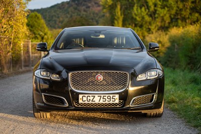 Lot 72 - 2017 Jaguar XJ Autobiography