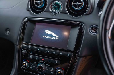 Lot 72 - 2017 Jaguar XJ Autobiography