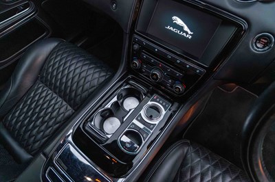 Lot 72 - 2017 Jaguar XJ Autobiography