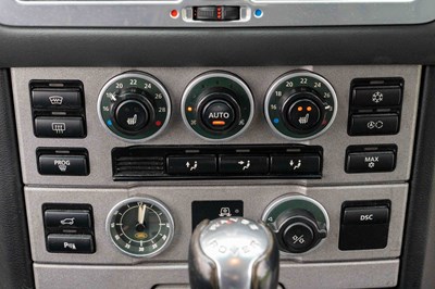 Lot 76 - 2002 Range Rover V8 Vogue