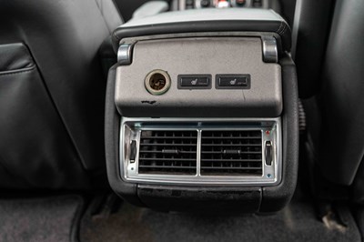 Lot 76 - 2002 Range Rover V8 Vogue