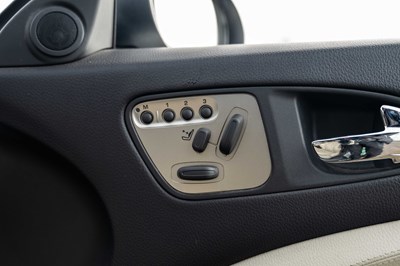Lot 25 - 2007 Jaguar XK8 Coupe