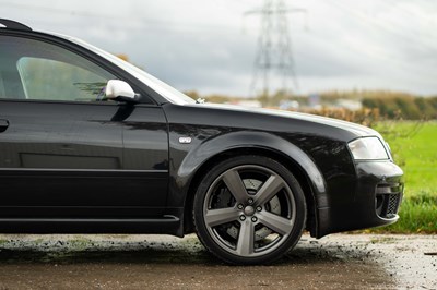 Lot 16 - 2004 Audi RS6 Avant