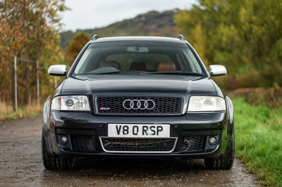 Lot 16 - 2004 Audi RS6 Avant