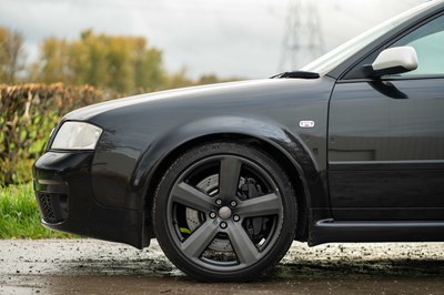 Lot 16 - 2004 Audi RS6 Avant