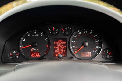 Lot 16 - 2004 Audi RS6 Avant