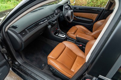 Lot 16 - 2004 Audi RS6 Avant