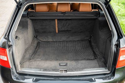 Lot 16 - 2004 Audi RS6 Avant