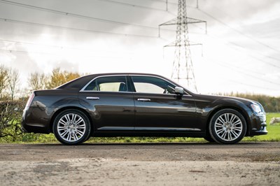 Lot 45 - 2013 Chrysler 300C