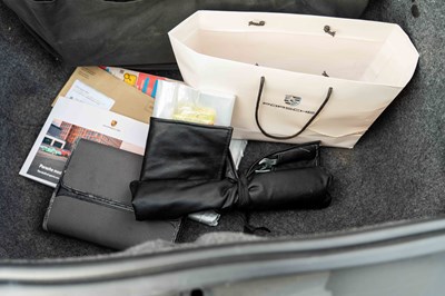 Lot 60 - 1998 Porsche Boxster