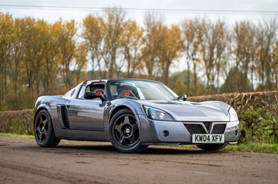 Lot 14 - 2004 Vauxhall VXR220
