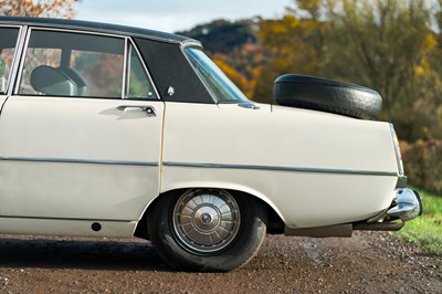Lot 27 - 1976 Rover 2200 TC