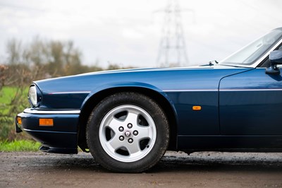 Lot 29 - 1994 Jaguar XJS HSE
