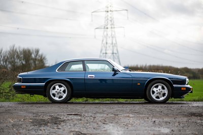 Lot 29 - 1994 Jaguar XJS HSE