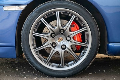 Lot 31 - 1999 Porsche 911 Carrera 2