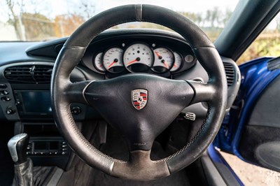 Lot 31 - 1999 Porsche 911 Carrera 2