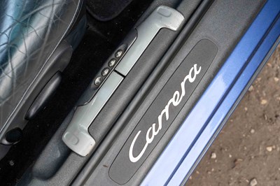 Lot 31 - 1999 Porsche 911 Carrera 2