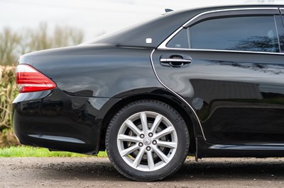 Lot 6 - 2010 Toyota Crown Royal