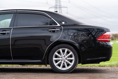 Lot 6 - 2010 Toyota Crown Royal