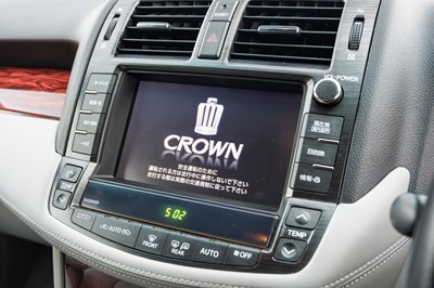 Lot 6 - 2010 Toyota Crown Royal