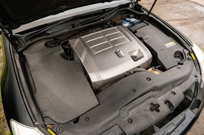 Lot 6 - 2010 Toyota Crown Royal