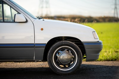 Lot 62 - 1991 Vauxhall Nova SR