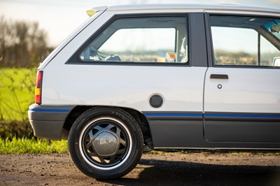 Lot 62 - 1991 Vauxhall Nova SR