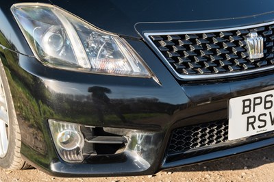 Lot 48 - 2012 Toyota Crown Athlete