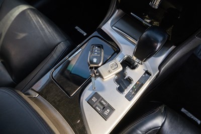 Lot 48 - 2012 Toyota Crown Athlete